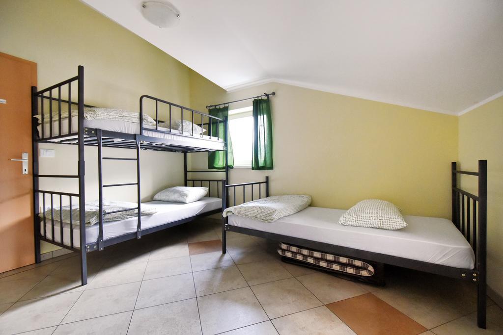 Hostel X Point Kobarid Pokoj fotografie